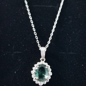 GREEN MOISSANITE NECKLACE